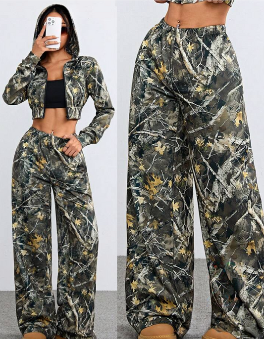Cropped Camo Set